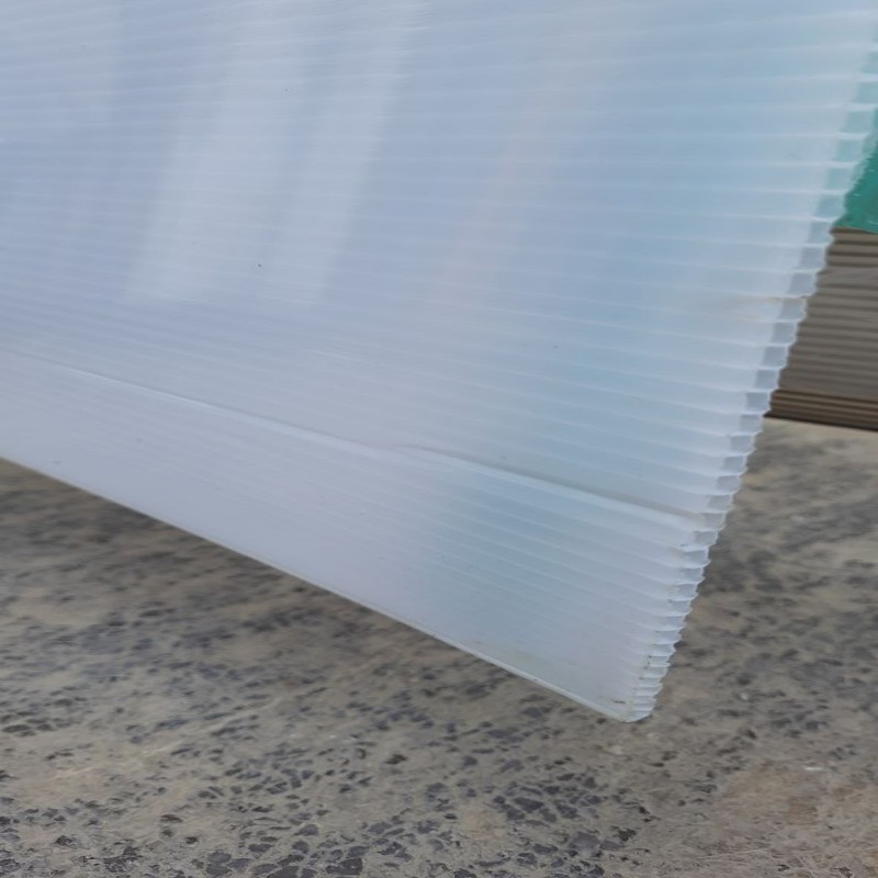 عایق پلی کربنات کد 4mil مدل whit  طول 3 متر