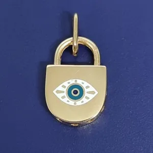 آویز گردنبند طلا 18 عیار زنانه گالری یارطلا کد PLLOCK01