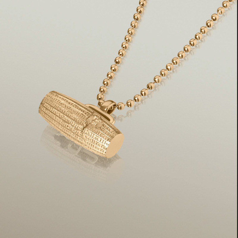 آویز گردنبند طلا 18 عیار مردانه تاج طرح منشور