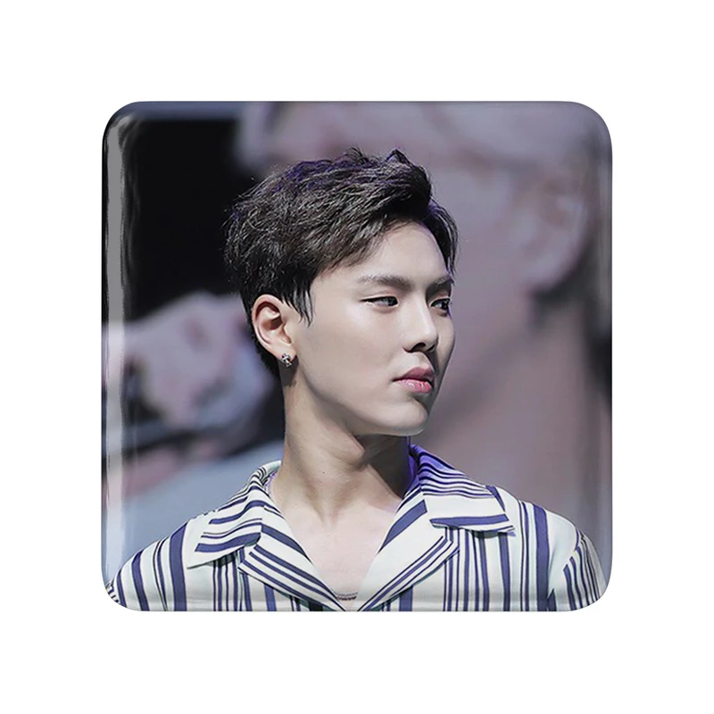 مگنت خندالو طرح شونو گروه مانستا اکس MONSTA X  مدل مربعی کد 21139