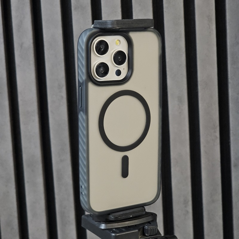 کاور فشن مدل مگ سیف مناسب برای گوشی موبایل اپل Iphone 15promax به همراه محافظ لنز