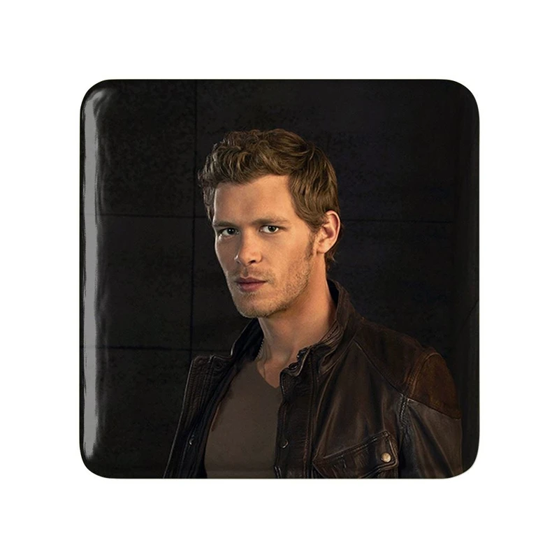 مگنت خندالو مدل کلاوس مایکلسون خاطرات یک خون آشام  The Vampire Diaries  کد 23677
