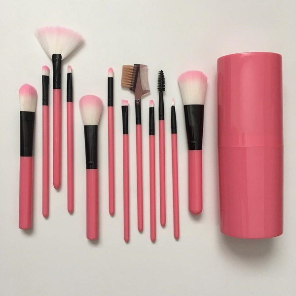 ست برس آرایشی مدل 104 مجموعه 12 عددی