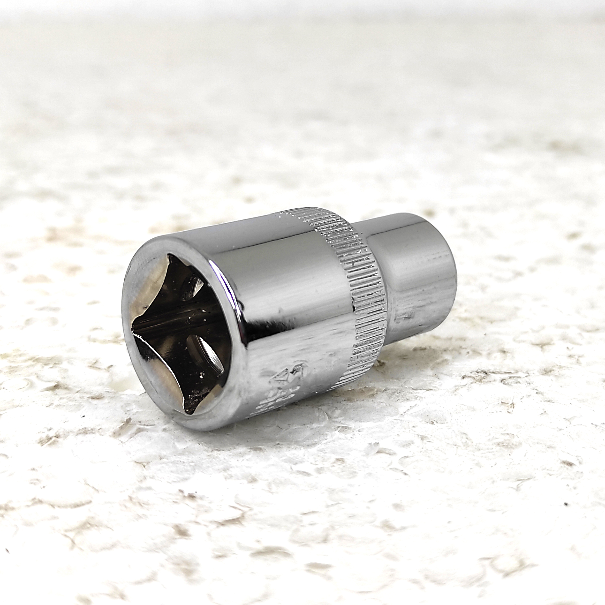 آچار بکس ستاره ای ام ال جی تولز مدل E12-Dr1/2 سایز 12 میلی متر