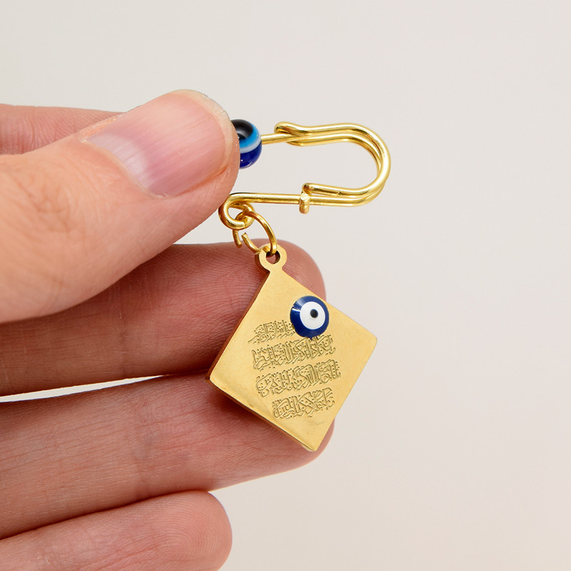 سنجاق سینه دخترانه مدل و ان یکاد چشم نظر SEE2