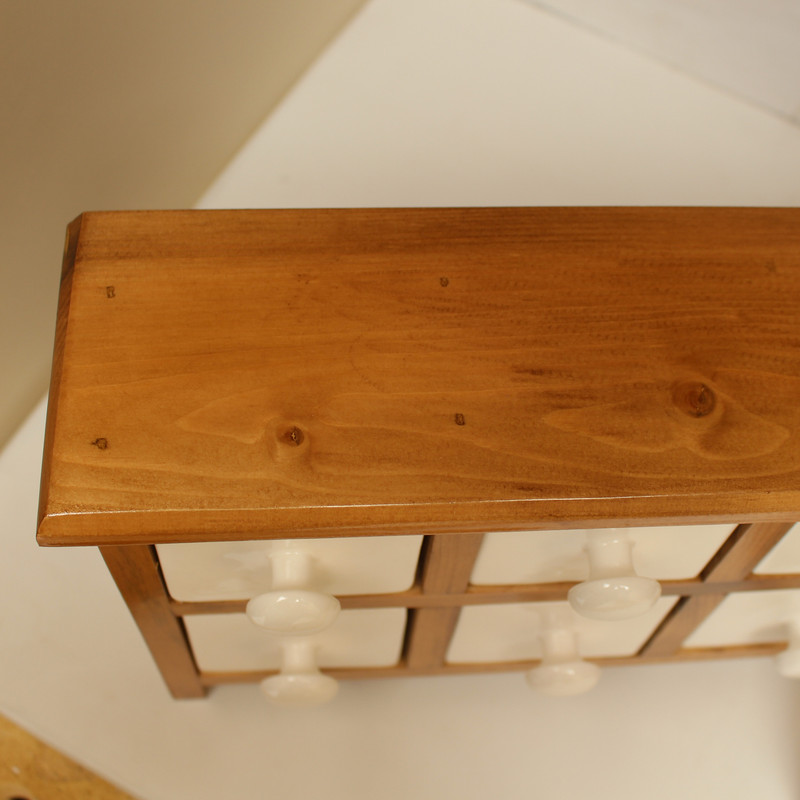 جا ادویه 8 پارچه مدل چوبی و سرامیکی کد 08