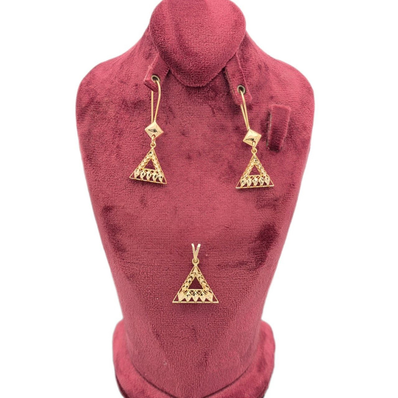 نیم ست طلا کم اجرت 18 عیار زنانه طلا و شمش برلیان مدل مثلث