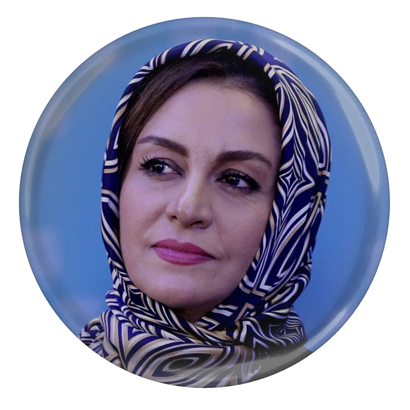 مگنت طرح مریلا زارعی مدل 8789