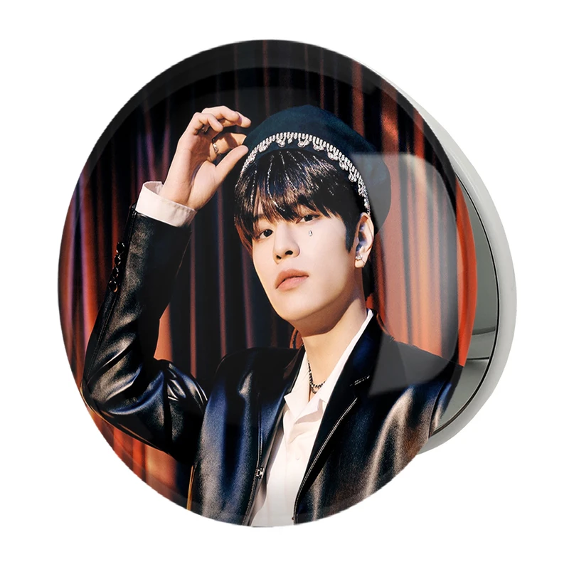 آینه جیبی خندالو طرح سونگمین گروه استری کیدز Stary Kids مدل تاشو کد 16914 