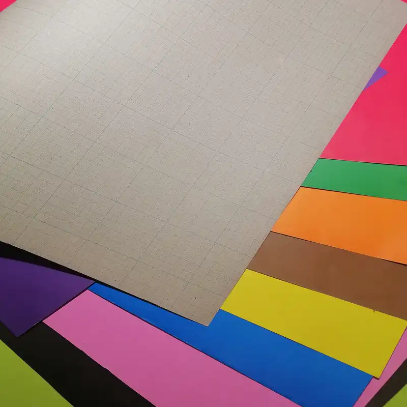 مقوا رنگی 70 در 50 تیما مدل پشت شطرنجی بسته 10 عددی