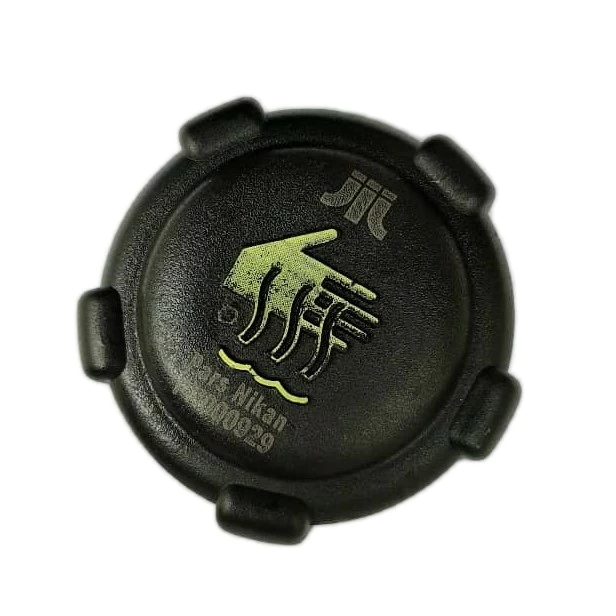 در منبع رادیاتور خودرو  ایساکو کد 17014006 مناسب برای رنو L90