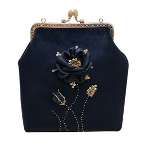 کیف مجلسی زنانه مدل روباندوزی و جواهردوزی