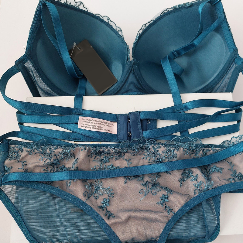 ست شورت و سوتین زنانه مدل ویگای کور کد 4201