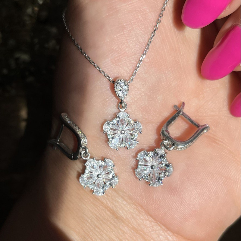 نیم ست نقره زنانه مدل شکوفه کد BARF11