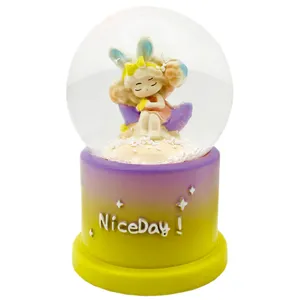 گوی چراغ‌دار مدل Nice Day طرح دخترک مو رنگی و ماه کد A5927
