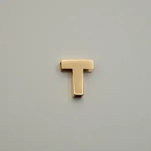 آویز گردنبند طلا 18 عیار زنانه مدل حرف T