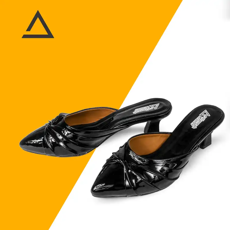 صندل زنانه چرم آراهمراه مدل ARASA04