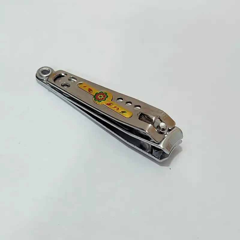 ناخن گیر کد 555