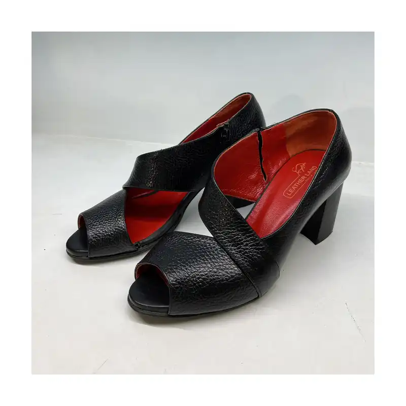 صندل زنانه سرزمین چرم کد 1408 رنگ مشکی