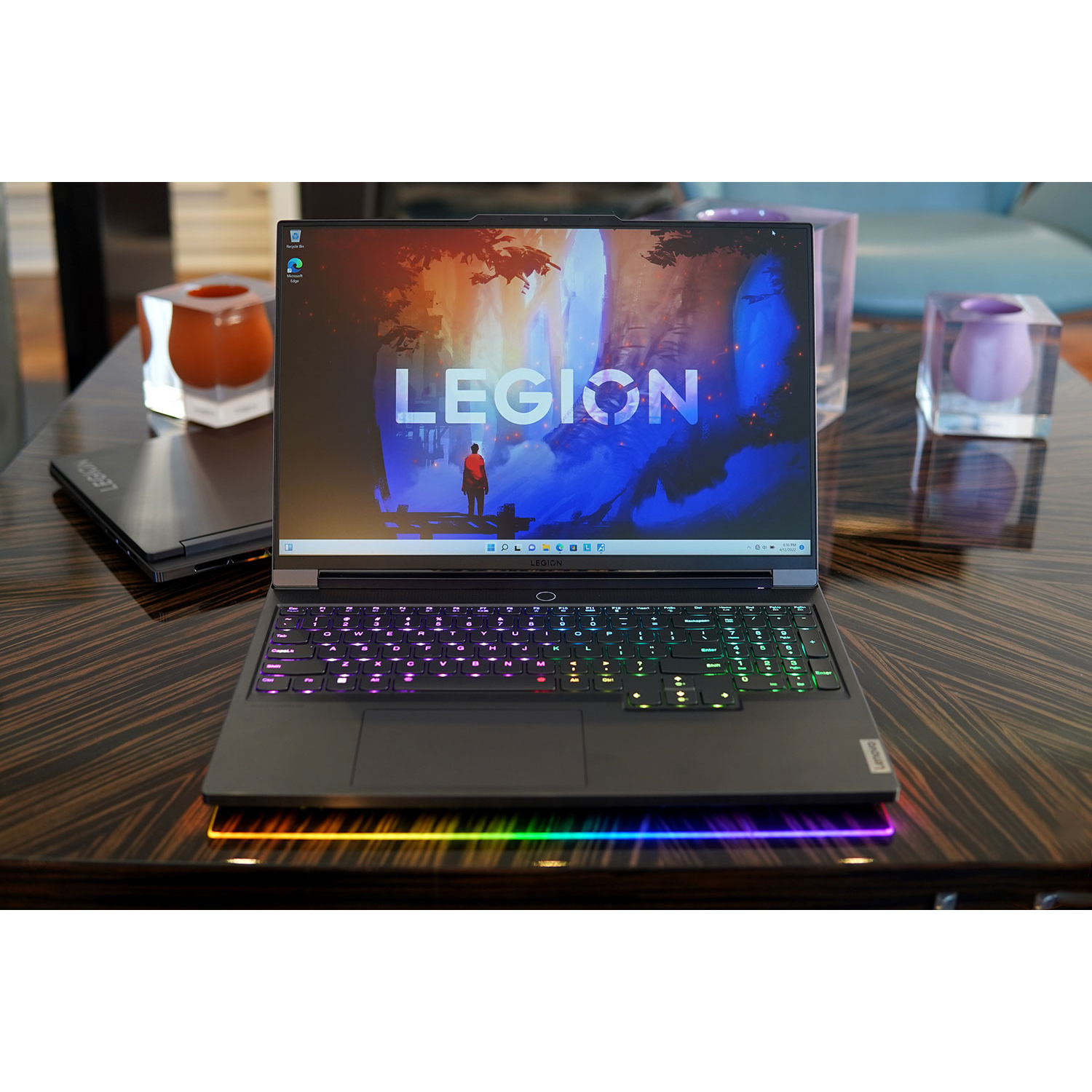 لپ تاپ 16 اینچ لنوو مدل  Legion 7 16ITHg6