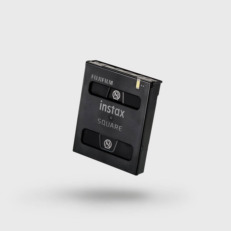 کاغذ عکس فوجی فیلم مدل Instax Square بسته 20 عددی