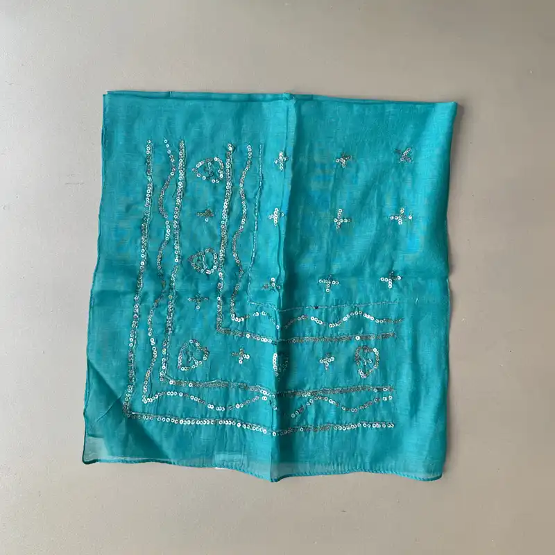 روسری زنانه مدل مینی نخی براق مجلسی پولکدوزی