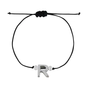 دستبند مدل حرف R