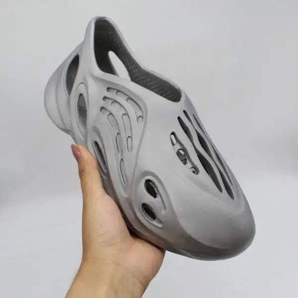 کفش ساحلی مدل یزی فوم فضایی کد 1399-DGY