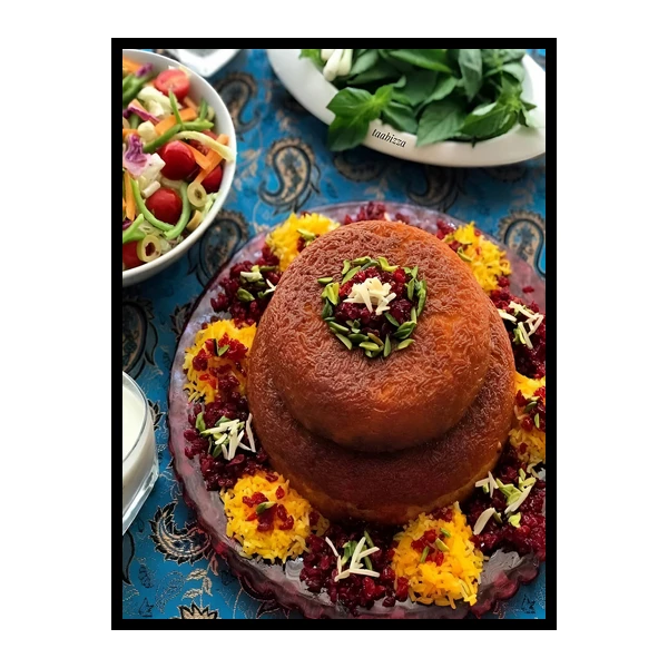 تابلو نوری بکلیت طرح رستوران غذای سنتی ایرانی ته چین مرغ مدل B-bu7240 فریم مشکی