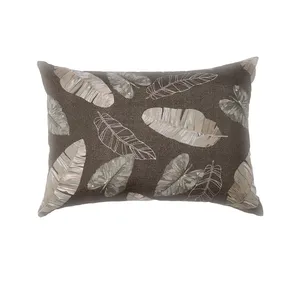 بالش مدل برگ