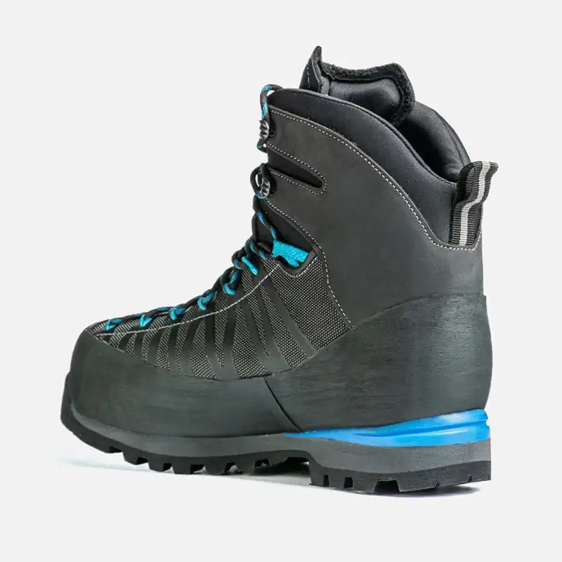 کفش کوهنوردی قارتال مدل اس دو کد 56