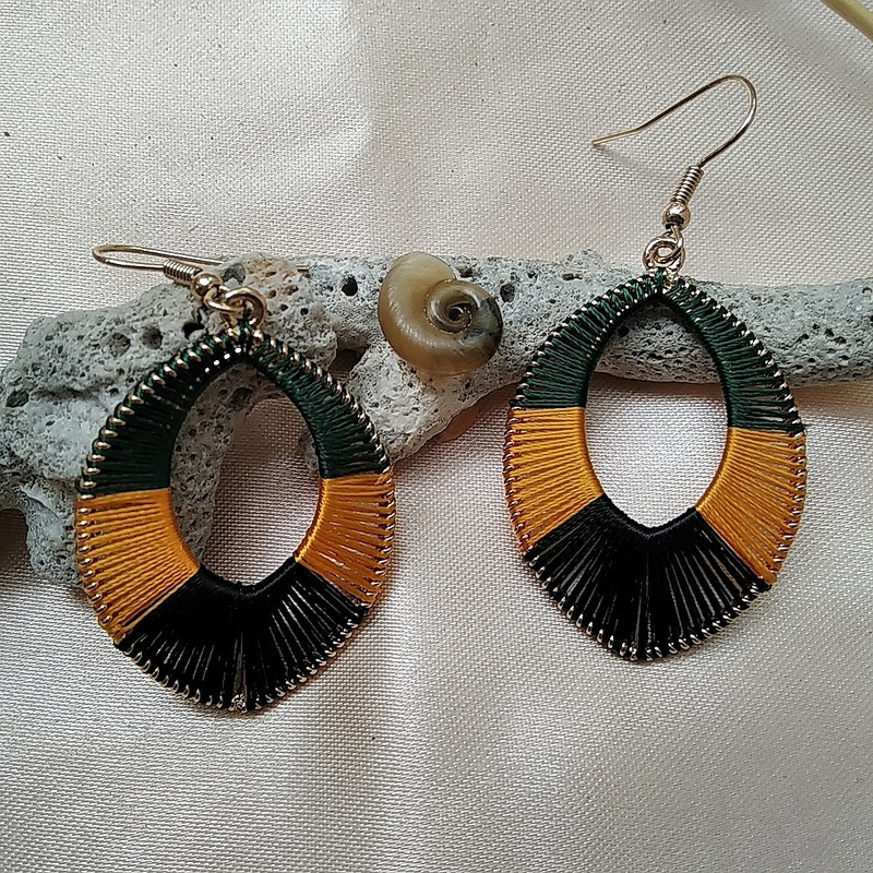 گوشواره زنانه اکسسورایز مدل سنتی کد B71 گوشواره زنانه اکسسورایز مدل سنتی کد B71