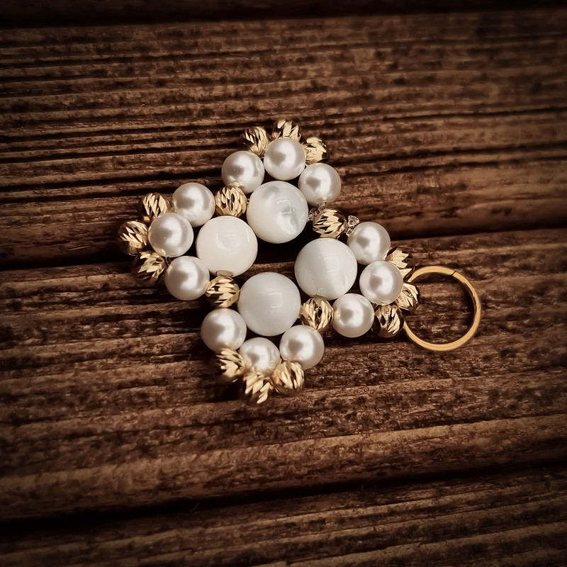 آویز گردنبند طلا 18 عیار زنانه ناریا طرح ونکلیف