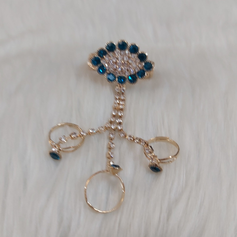 دستبند دخترانه مدل تمیمه طرح سه انگشتری کد tam116