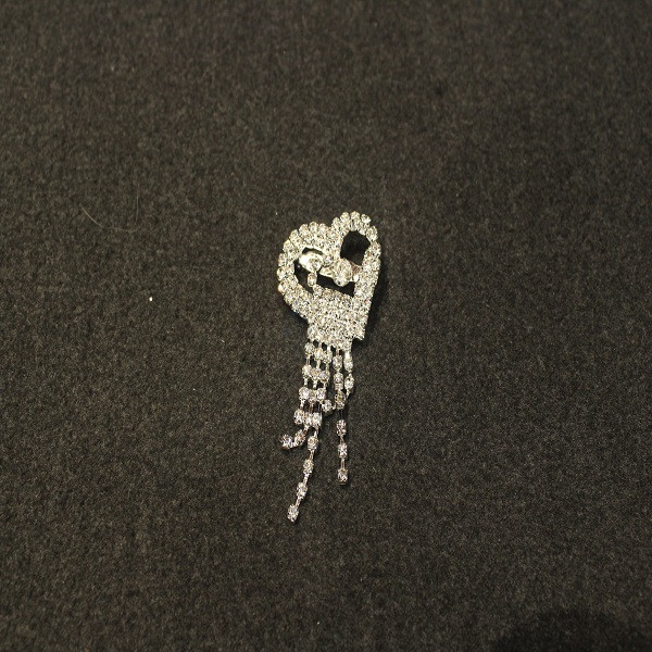 گل سینه زنانه کد Ki 015-4 گل سینه زنانه کد Ki 015-4