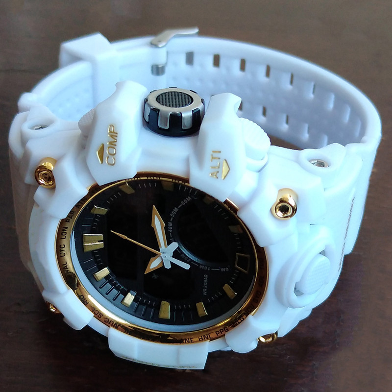 ساعت مچی عقربه ای پسرانه مدل اسپرت کد 204