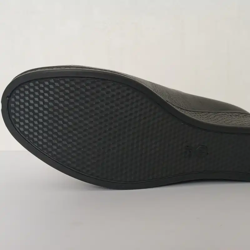 کفش طبی زنانه مدل لژدار