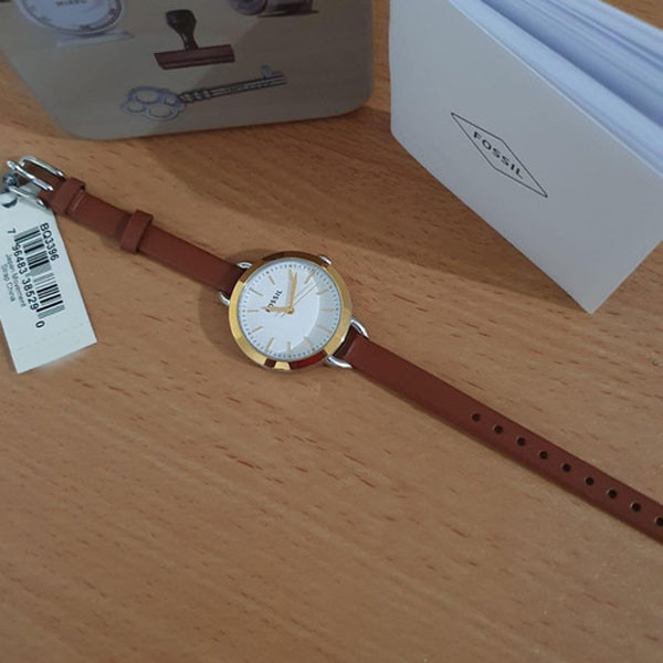 ساعت مچی عقربه ای زنانه فسیل مدل BQ3396