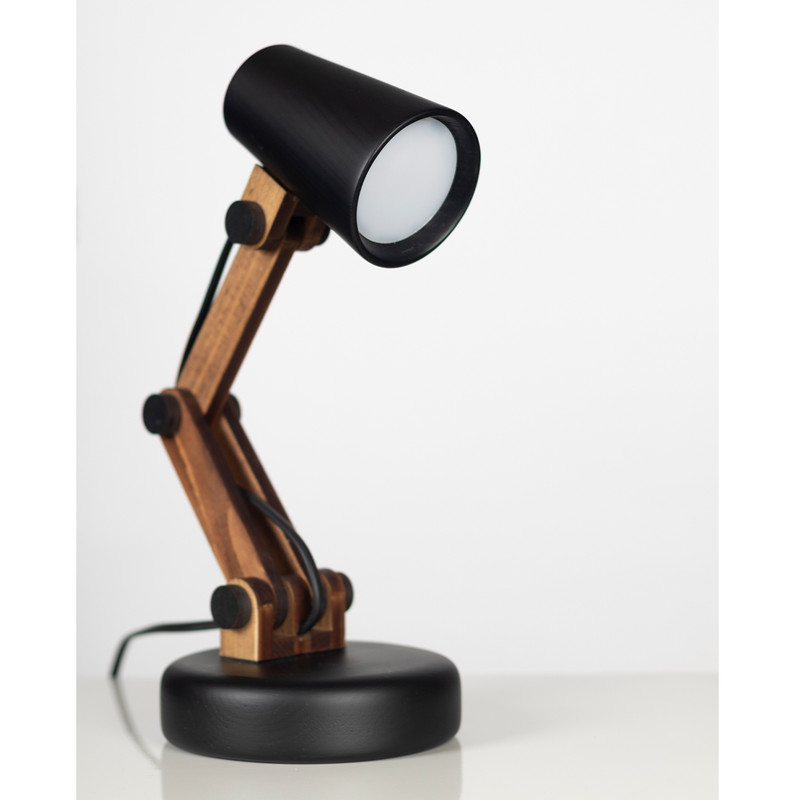 چراغ مطالعه مدل پیکسار کد P0710