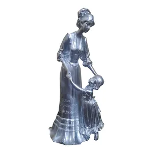 مجسمه مدل مهر مادر