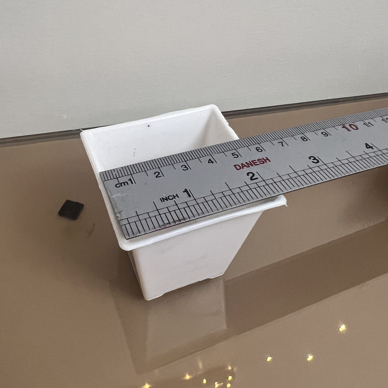 گلدان مدل مکعبی مینیاتوری مجموعه 50عددی