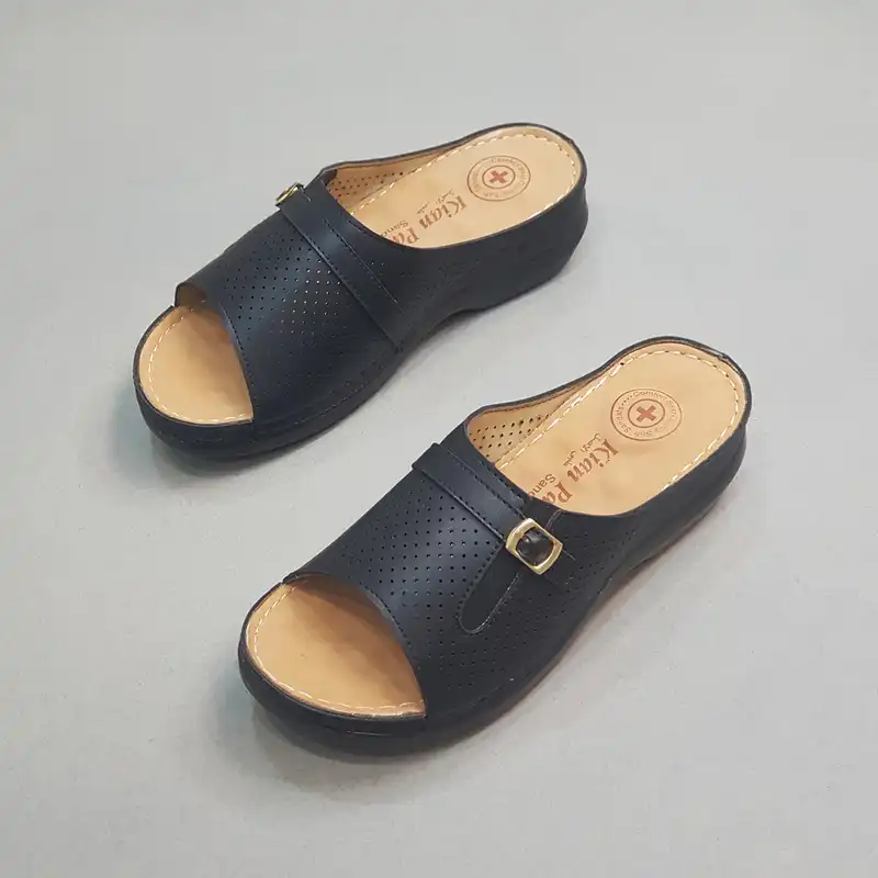 دمپایی زنانه مدل چرم پگاه رنگ مشکی