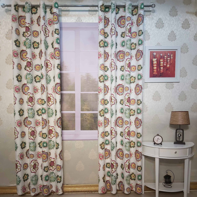 پرده کد e-242 سایز 140x280 سانتی متر 