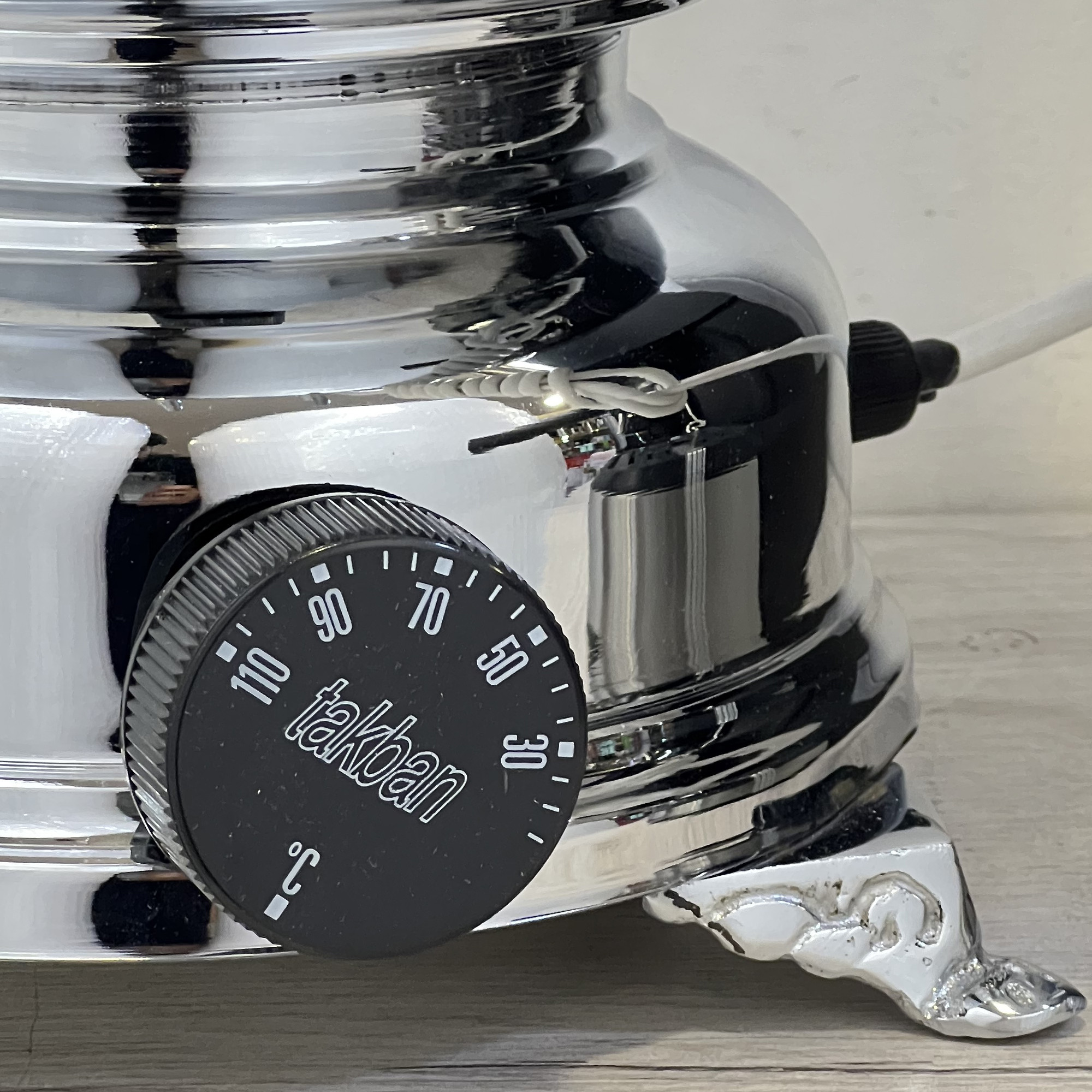 سماور برقی ابراهیمی مدل 005 ظرفیت 7 لیتر