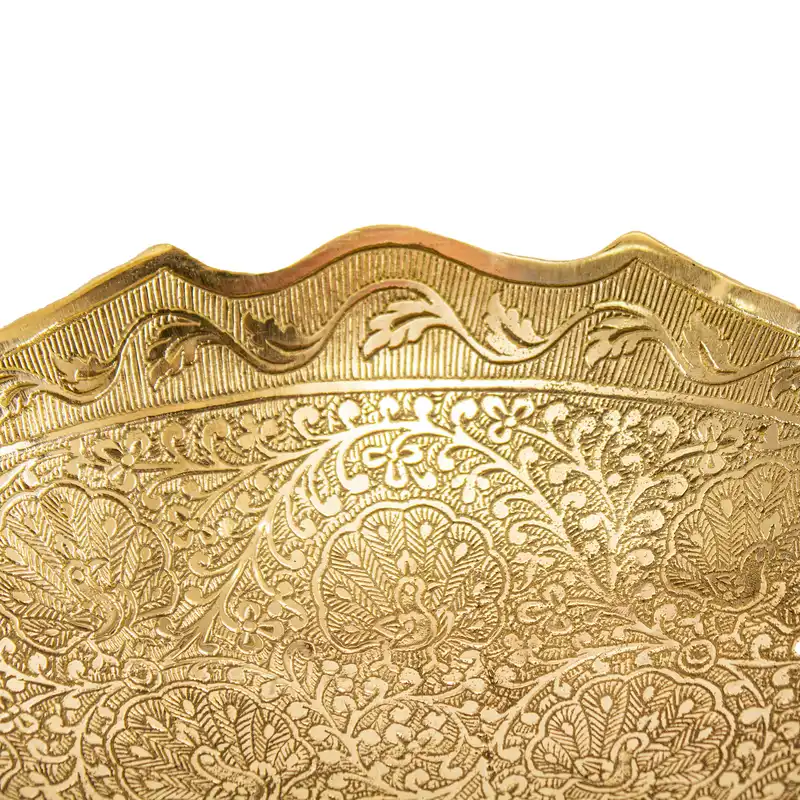 میوه خوری برنجی مدل  پایه دار قلم زنی طرح طاووس هندی کد 1184