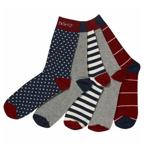 جوراب زنانه پایا وی آی پی مدل 5 مجموعه 5 عددی