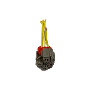 سوکت رله فن خودرو آروین روشن پیشرو کد 610028 مناسب برای پژو 405 بسته 3 عددی