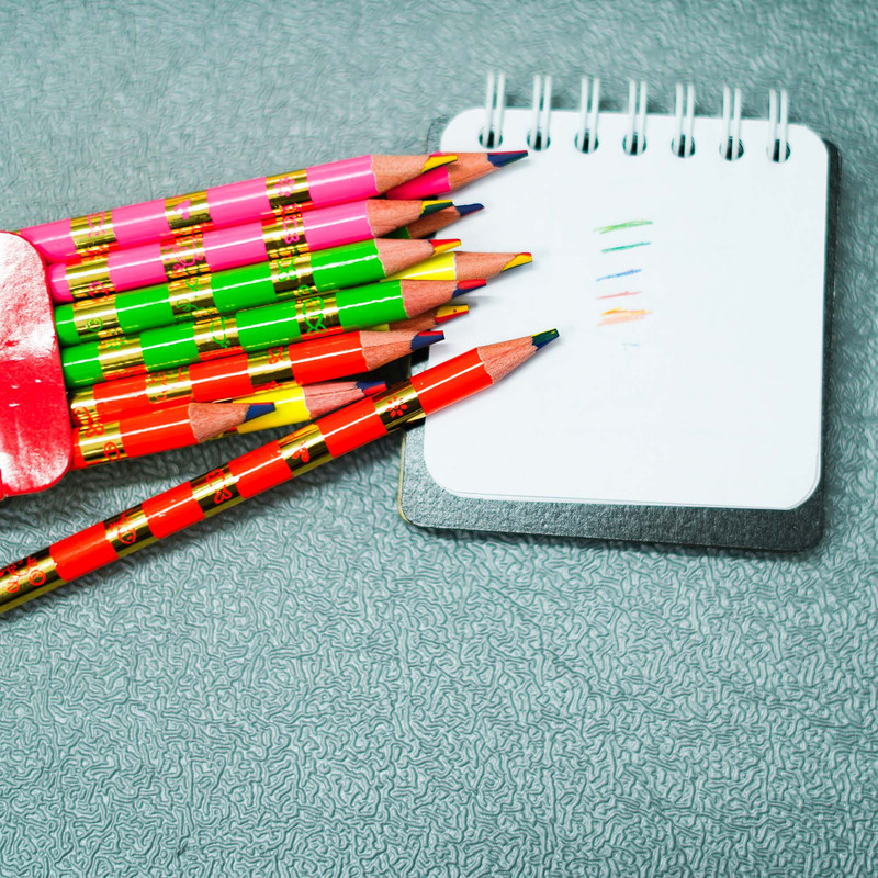 مداد رنگی 12 رنگ پورودون کد 001