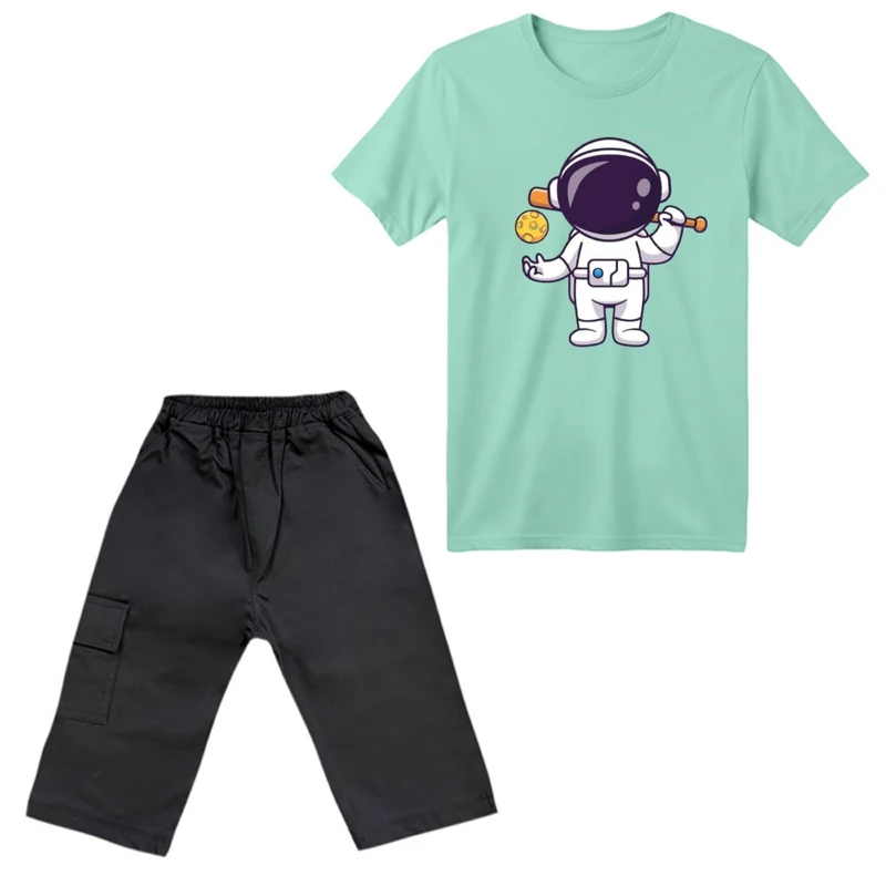ست تی‌شرت آستین کوتاه و شلوارک پسرانه مدل فضانورد کد ۳