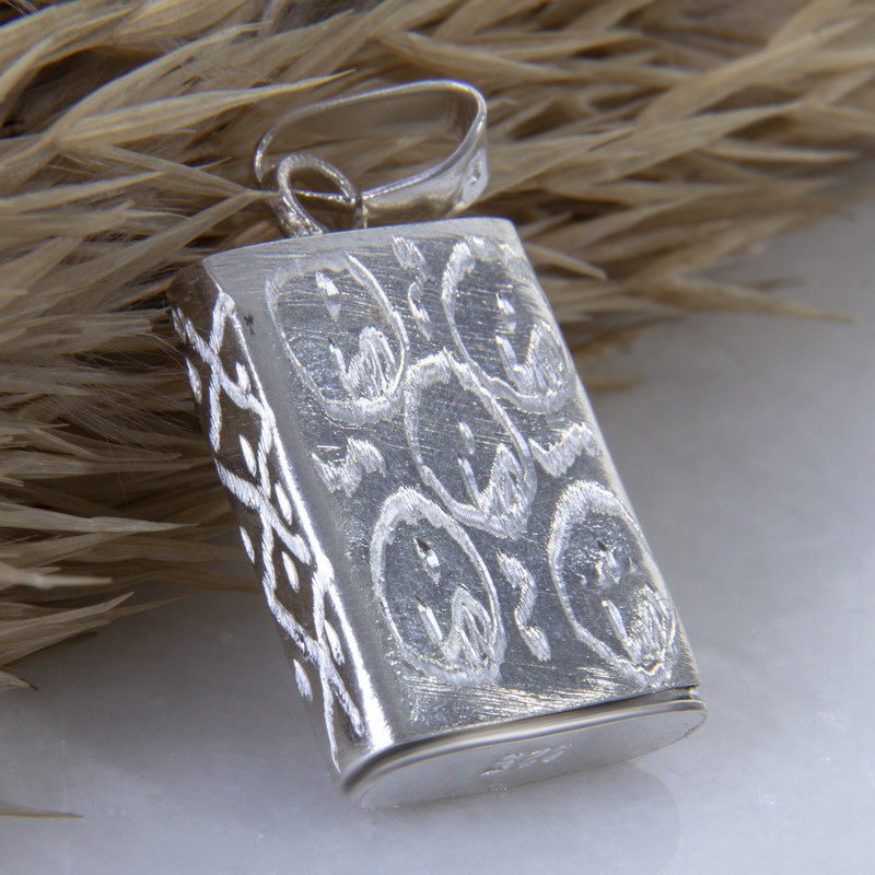 آویز گردنبند نقره بازرگانی میلادی مدل کیفی کد PKD_021